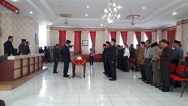 Empat Direksi BUMD PD SPR Dilantik Bupati Rohil 