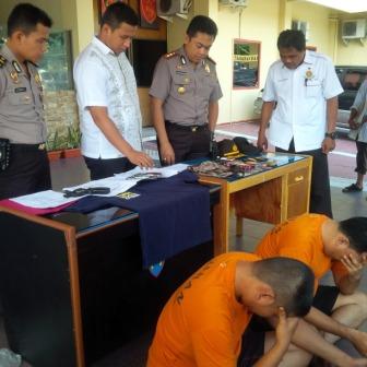 Ngaku Anggota Ditreskrimsus Polda Riau, Dua Polisi Gadungan Penipu Diciduk Polisi