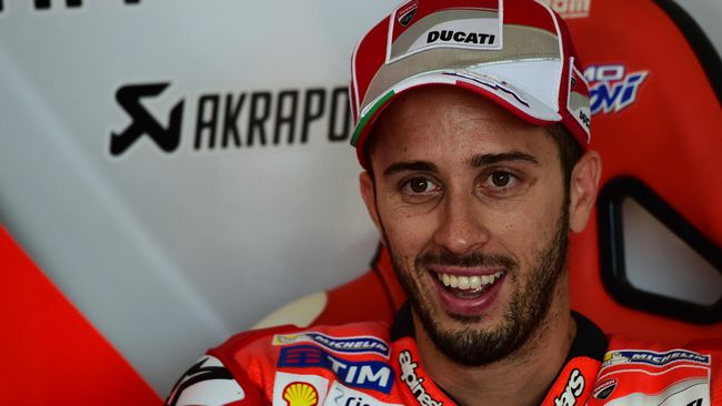 Andrea Dovizioso Pole Position, Rossi Menyusul 