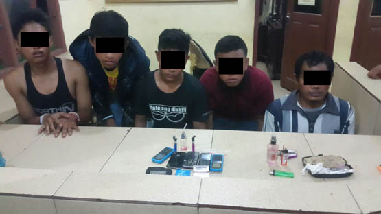 Pesta Sabu, 2 Pelajar dan 3 Warga di Pinggir Ditangkap Polres Bengkalis