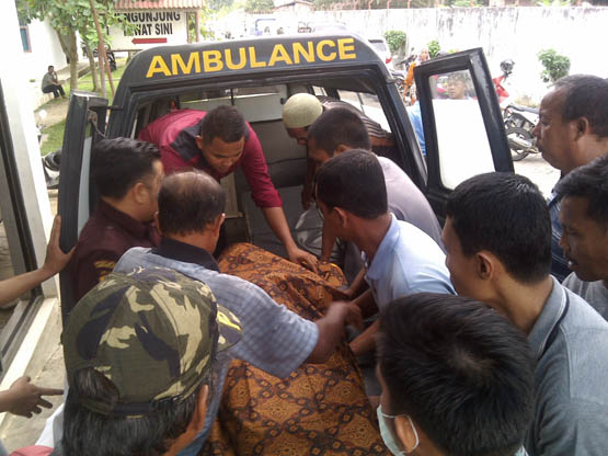 Dikeroyok Orang tak Dikenal, Warga Pasir Pangaraian Tewas di Tengah Jalan Dusun Pawan