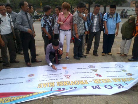 Ilegal, Aksi Protes Insiden Aceh Singkil di Baganbatu Dibubarkan Polisi. 