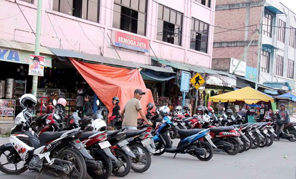 Dishub Tidak Tegas, Karcis Parkir Masih Beredar 