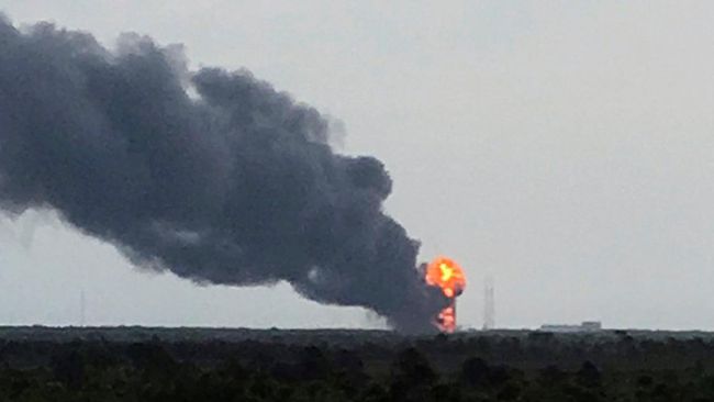 Bagian Roket Falcon 9 yang Jatuh di Sumenep Tidak Beracun 