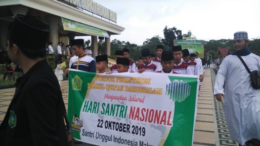 Hari Santri Nasional ke-4 Tingkat Riau 2019 di Rohul Meriah Berhadiah 9 Paket Umrah