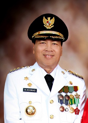 Mahasiswa desak mantan Bupati Rohul di Tangkap dan di Penjarakan 