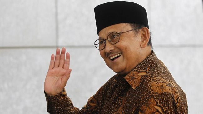BJ Habibie Meninggal, Seleb Indonesia Berduka 