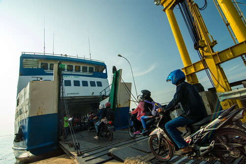 Libur Lebaran, Penumpang Roro Dumai-Rupat Membludak