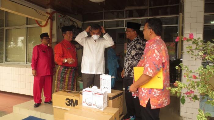 Disdik Riau Terima Bantuan 11 Ribu Masker dari RAPP