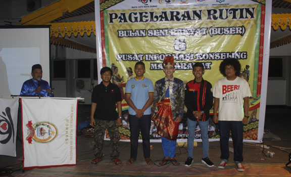 Semarak, Launching Bulan Seni Rakyat 
