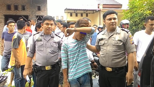 Dicurigai Warga, Pelajar dan Pemuda Mabuk Lem Ditangkap Massa di Duri