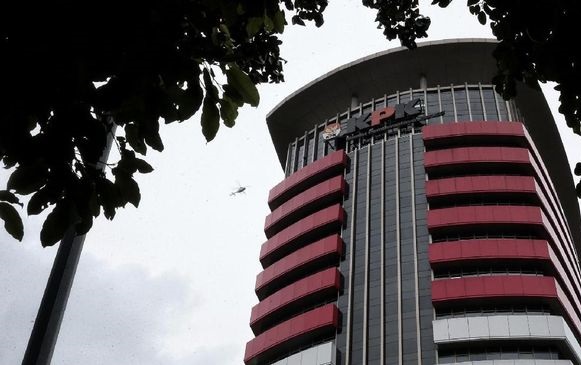 KPK Geledah Sejumlah Kantor Pemda Solok Selatan 