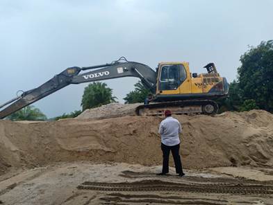 Kades Pangkalan Baru Buron