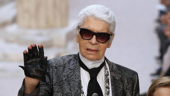 Karl Lagerfeld Meninggal, Seleb Dunia Berduka