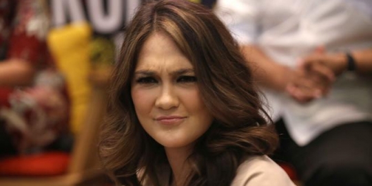 Ditanya Soal Reino Barack, Luna Maya: Aku Sudah Tutup Buku... 