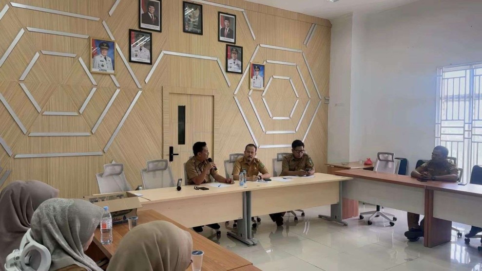 Perkuat Transparansi dan Lawan Hoaks, Diskominfotiks Rohil Asah Sinergi Tim Informasi Publik 