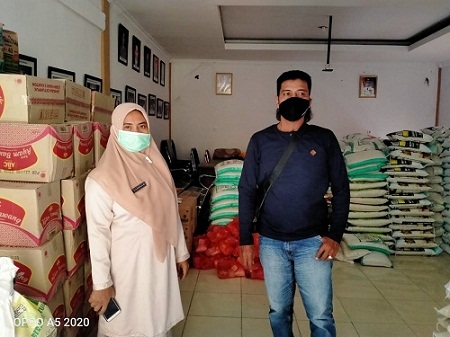 Ketua DPD LSM AMTI Riau Minta Kadiskesos Pelalawan Percepat Pembagian Sembako Yang Telah Menumpuk 