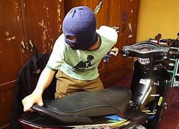 Pemilik Pulas, Maling Gondol Motor Warga Payung Sekaki 