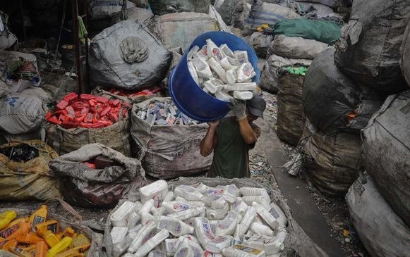 Alasan Bungkus Plastik Mi Instan Tak Terurai Hingga 19 Tahun