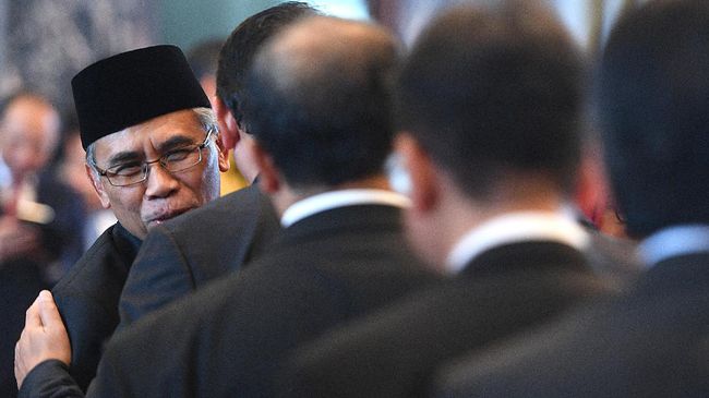 Tekan Bunga Kredit, OJK Dorong Bank Agar Transparan