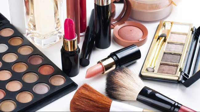 Tips Menghapus Make-up Tanpa Iritasi 