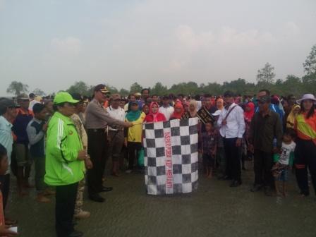 Kapolres Meranti Resmikan Objek Pariwisata Pantai Beting Beras