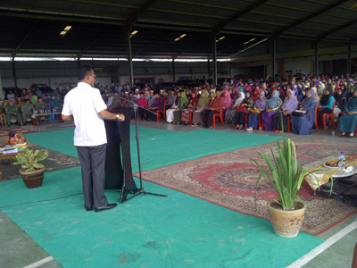 1.255 Guru RA, MDTA dan TPQ Lima Kecamatan Terima Honor 