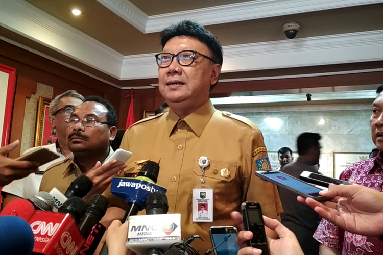 DPRD Riau Mempertanyakan Sikap Pusat 