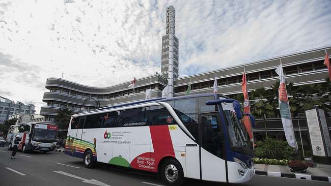 Antavaya Tour Garap Bisnis Bus Mewah 