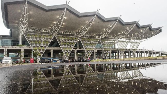 Nasi Sudah Jadi Bubur, Bandara Kertajati Tak Boleh Mundur