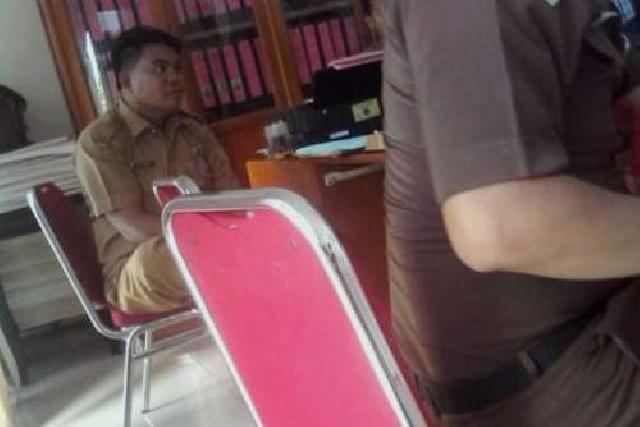 Disdik Rohil Diselimuti Kasus Korupsi 