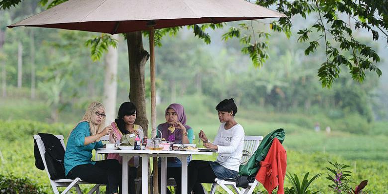 Mengenal Tradisi Minum Teh 