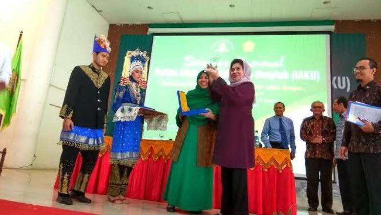 Menkes Imbau Dokter Lebih Humanis agar Masyarakat Tak Berobat ke Luar Negeri 