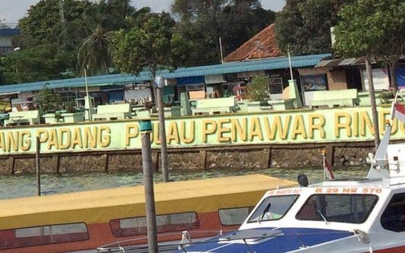 Saat Air seperti Emas di Pulau Penawar Rindu