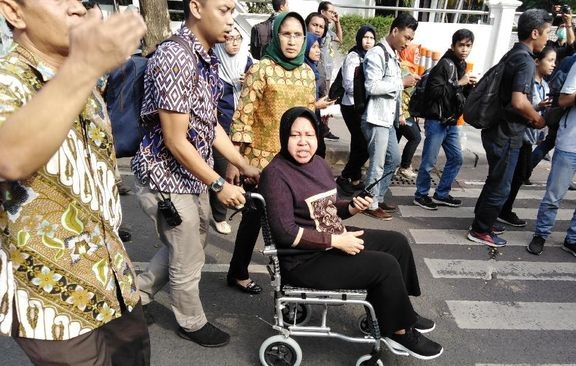 Tak Kunjung Membaik, Wali Kota Risma Dirujuk ke RSUD Soetomo