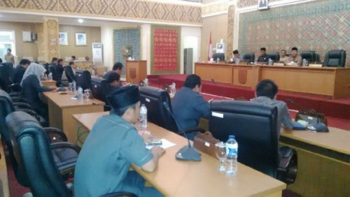 Wabup Zardewan Serahkan Ranperda RPJMD ke DPRD Pelalawan 