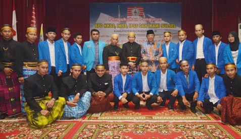 Bupati Ajak Masyarakat Bugis Majukan Inhil 