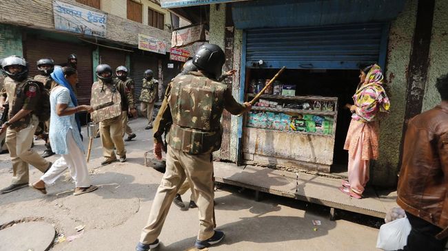 38 Tewas Akibat Bentrok Umat Hindu-Islam di India