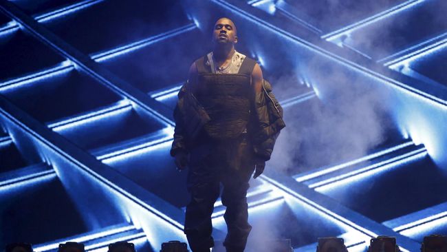 Kanye West Ingin Apple Music dan Tidal Segera Bersatu 