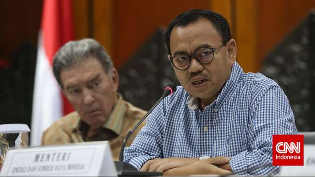 Menteri ESDM Permudah Perpanjangan Izin Kontraktor Tambang