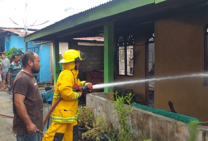 Konsleting Listrik, Rumah Warga Kampar Hangus Terbakar