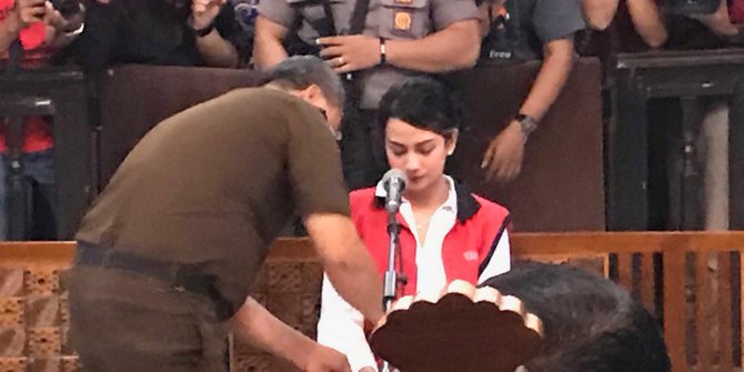 Vanessa Angel Gelar Sayembara, Temukan Rian Subroto Diberangkatkan Umroh 