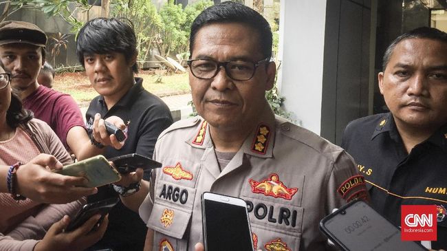 Polda Beri Sinyal Surya Anta Tetap Ditahan di Mako Brimob