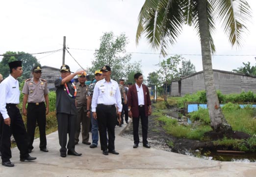 Bupati Tinjau Pembangunan Infrastrur dari Dana DMIJ di Kecamatan Pelangiran