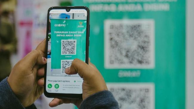 Pakar: Gopay Eksklusif Buat Bayar SPP, LinkAja dkk Bisa Iri