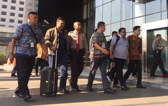Ketua DPRD Banjarmasin Terjerat OTT Tiba di KPK 