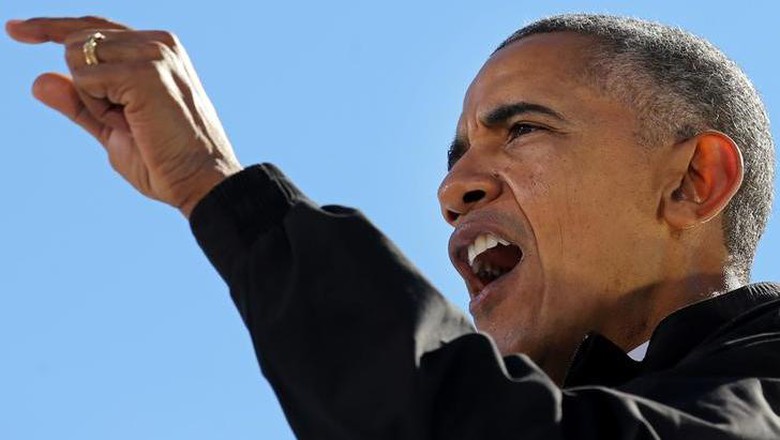 Obama Ingatkan Demokrasi AS Dipertaruhkan dalam Pilpres Mendatang 