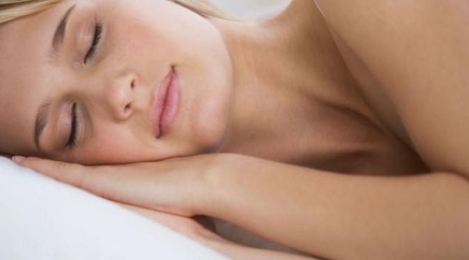 Tidur Tanpa Busana, Menyehatkan atau Tidak? 