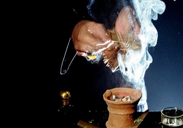 Menipu Bermodus Dukun Penyembuh, IRT Ditangkap Polsek Tenayan 