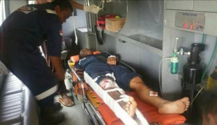 Ditabrak Mobil Agya,Pengendara Sepeda Motor Luka Berat